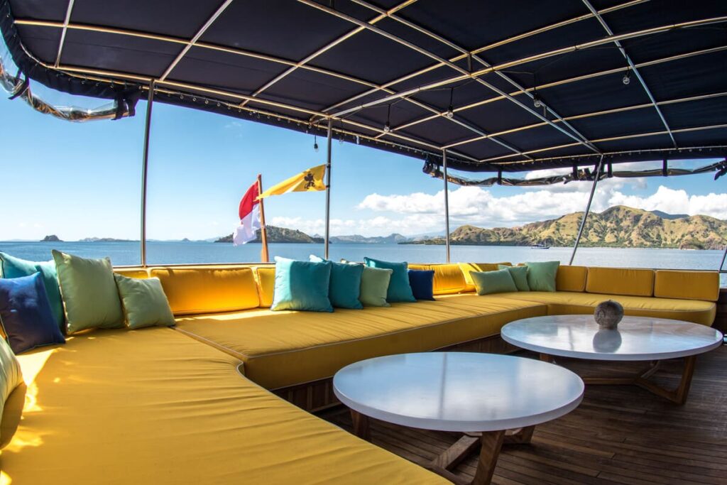 Leisure Area in Magia II Yacht Cruise - Komodo Luxury