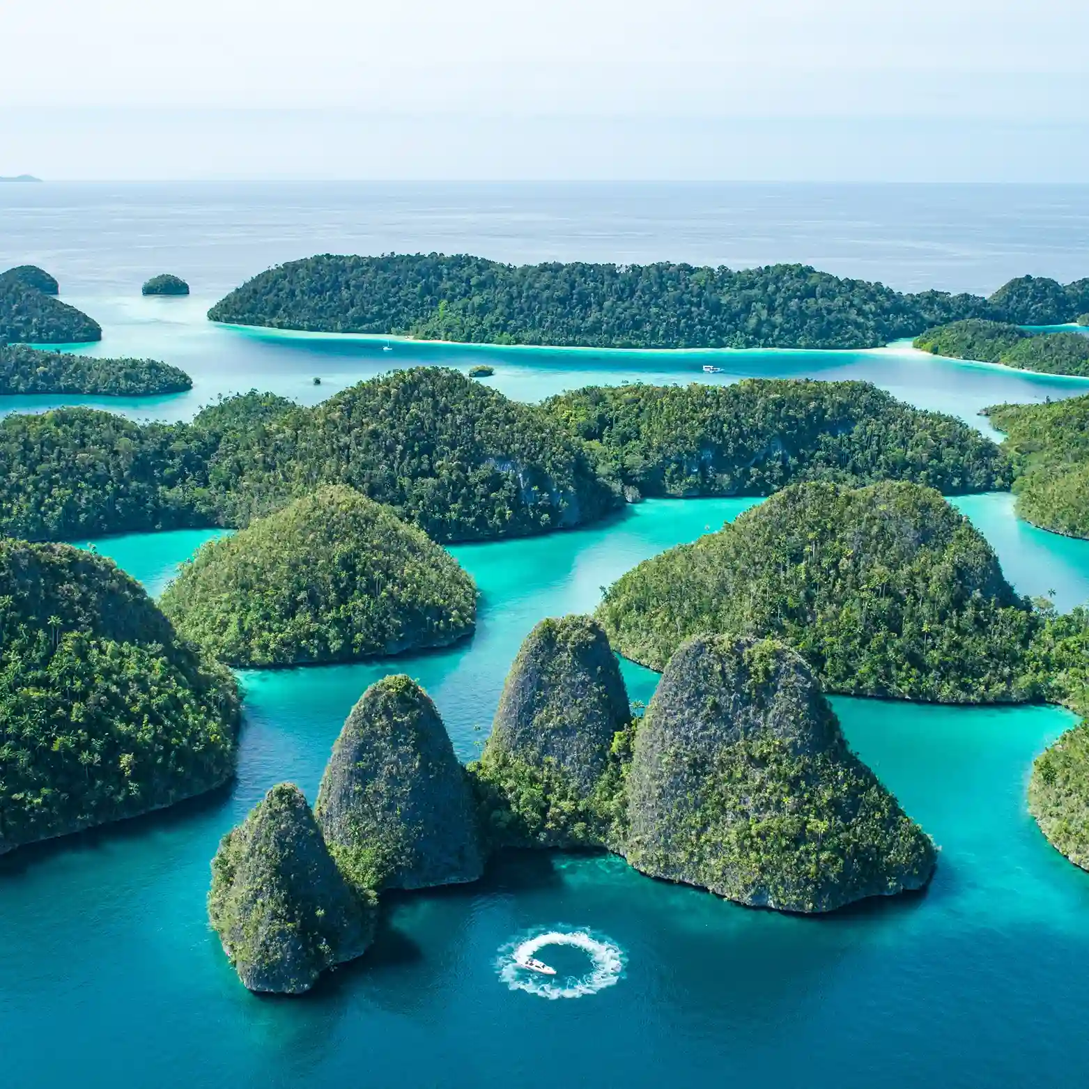 Wayag Island on Raja Ampat | Komodo Luxury