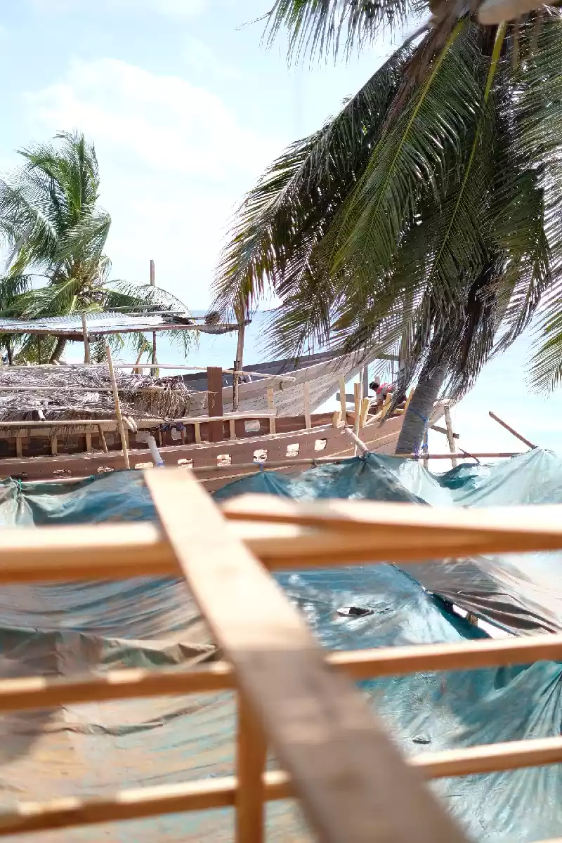 Boat Construction Komodo Luxury