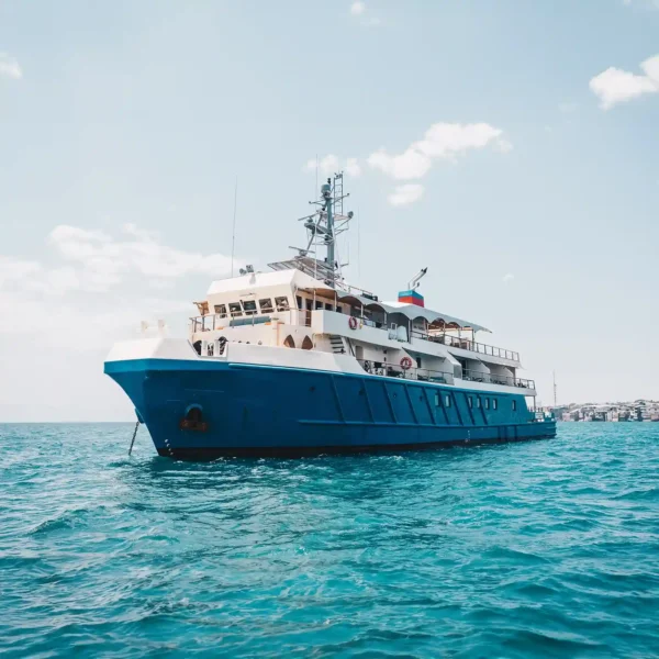 Kudanil Explorer Yacht Cruise by Komodo Luxury