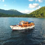 Magia II Yacht Cruise Phinisi Charter by Komodo Luxury
