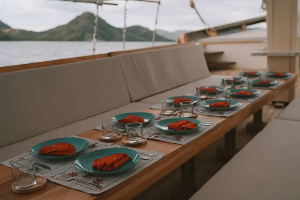 Elbark Cruise Phinisi Outdoor Dining Area - Komodo Luxury