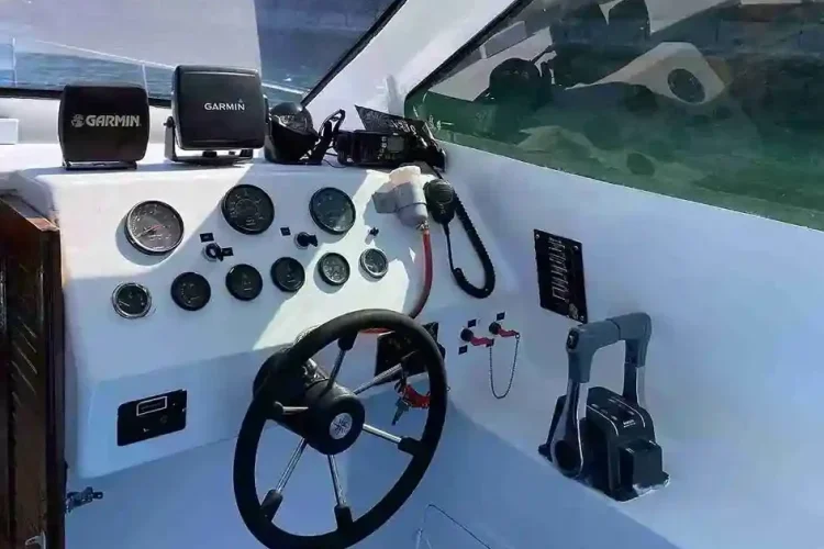 Riara Speedboat 3 - Komodo Luxury