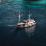 Semesta Yacht Cruise Phinisi - KomodoLuxury