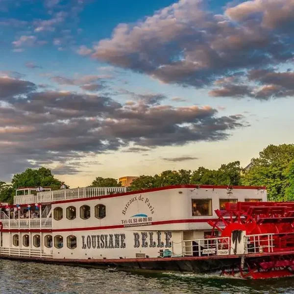 The Seine River Cruise vs. the Komodo Sailing Tour: A Tale of Two Unforgettable Journeys