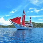 Thalassa 1 Yacht Cruise Phinisi - KomodoLuxury