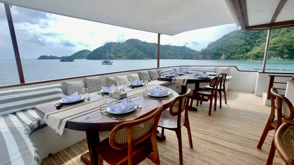 Outdoor Dining Area in Le Costa Yacht Cruise - Komodo Luxury