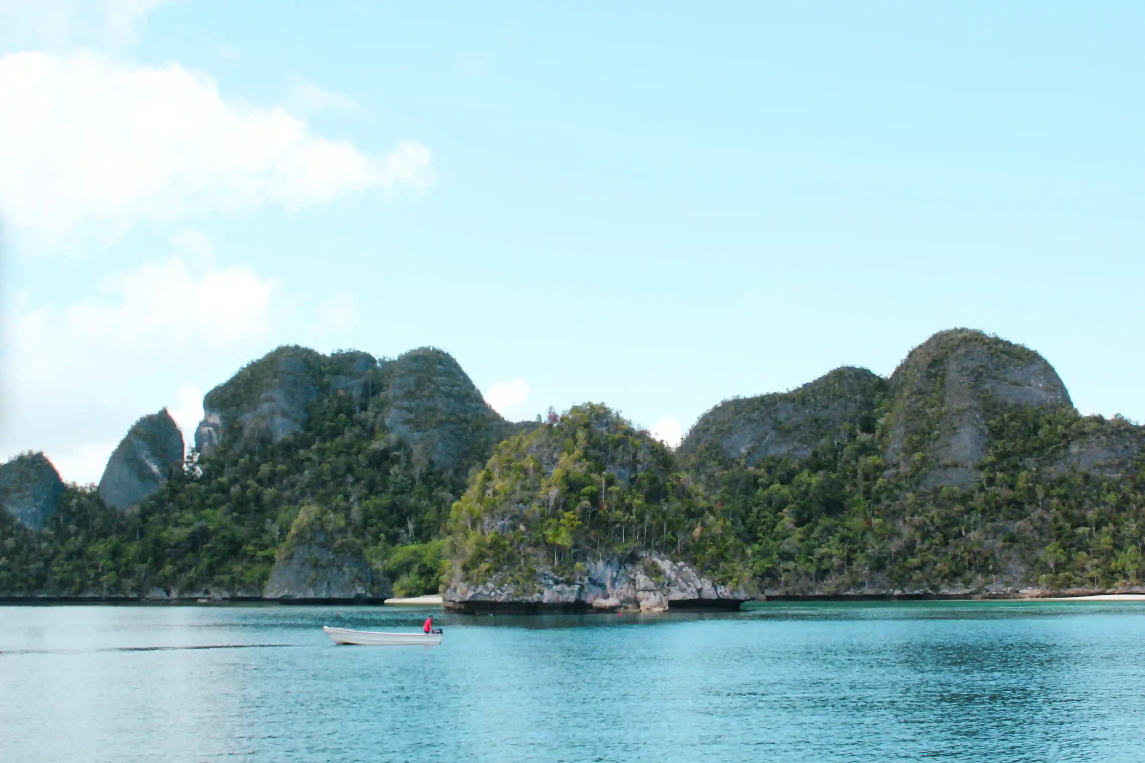 Kri Island, Raja Ampat - KomodoLuxury