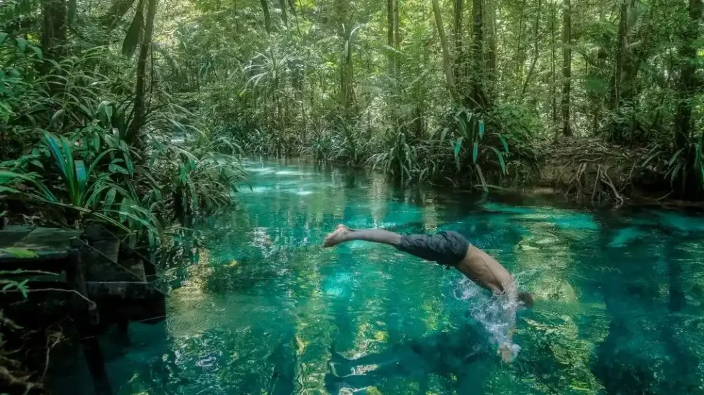 Kali Biru, Raja Ampat - KomodoLuxuy