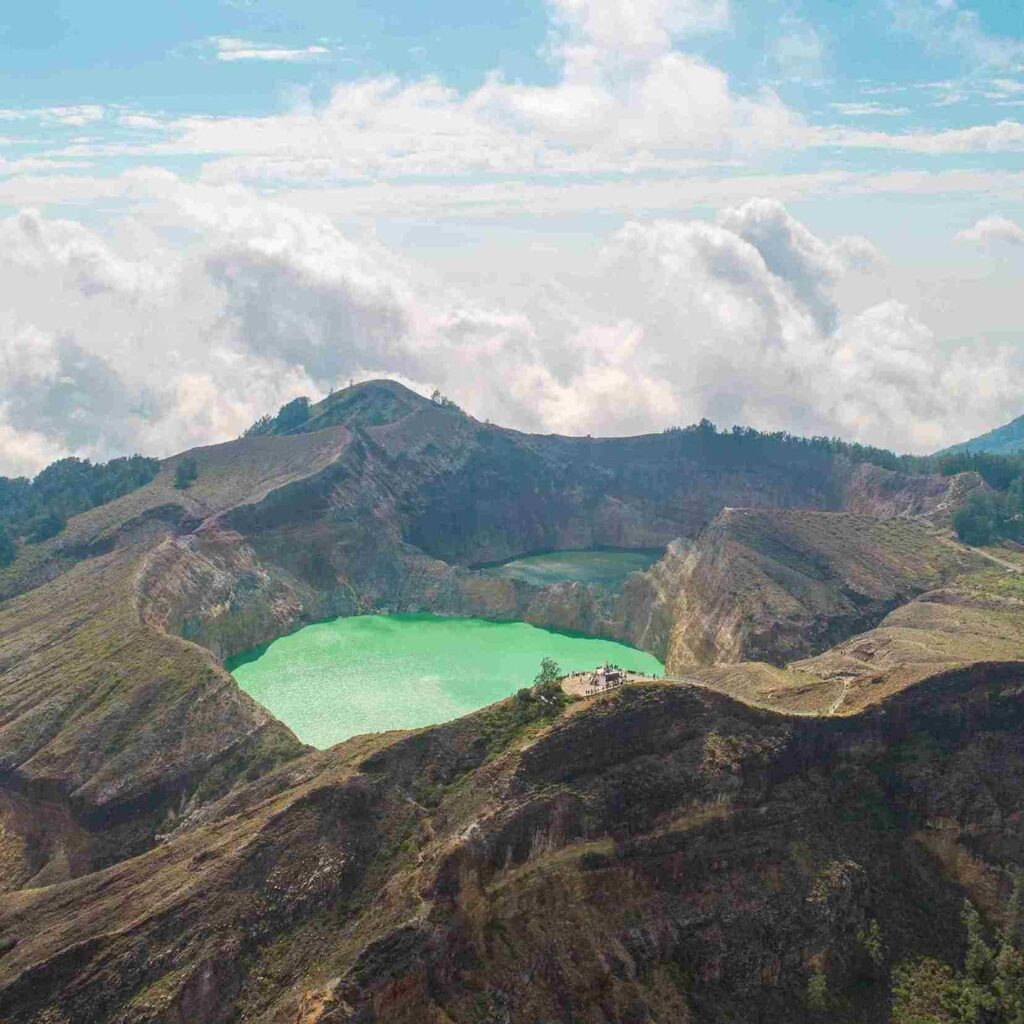 Kelimutu Lake, Flores - Komodo Luxury