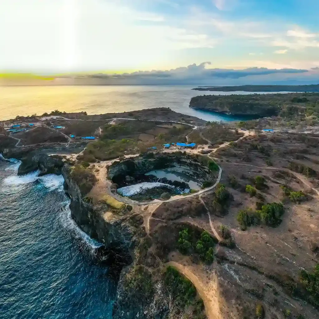 Broken Beach, Nusa Penida - Komodo Luxury