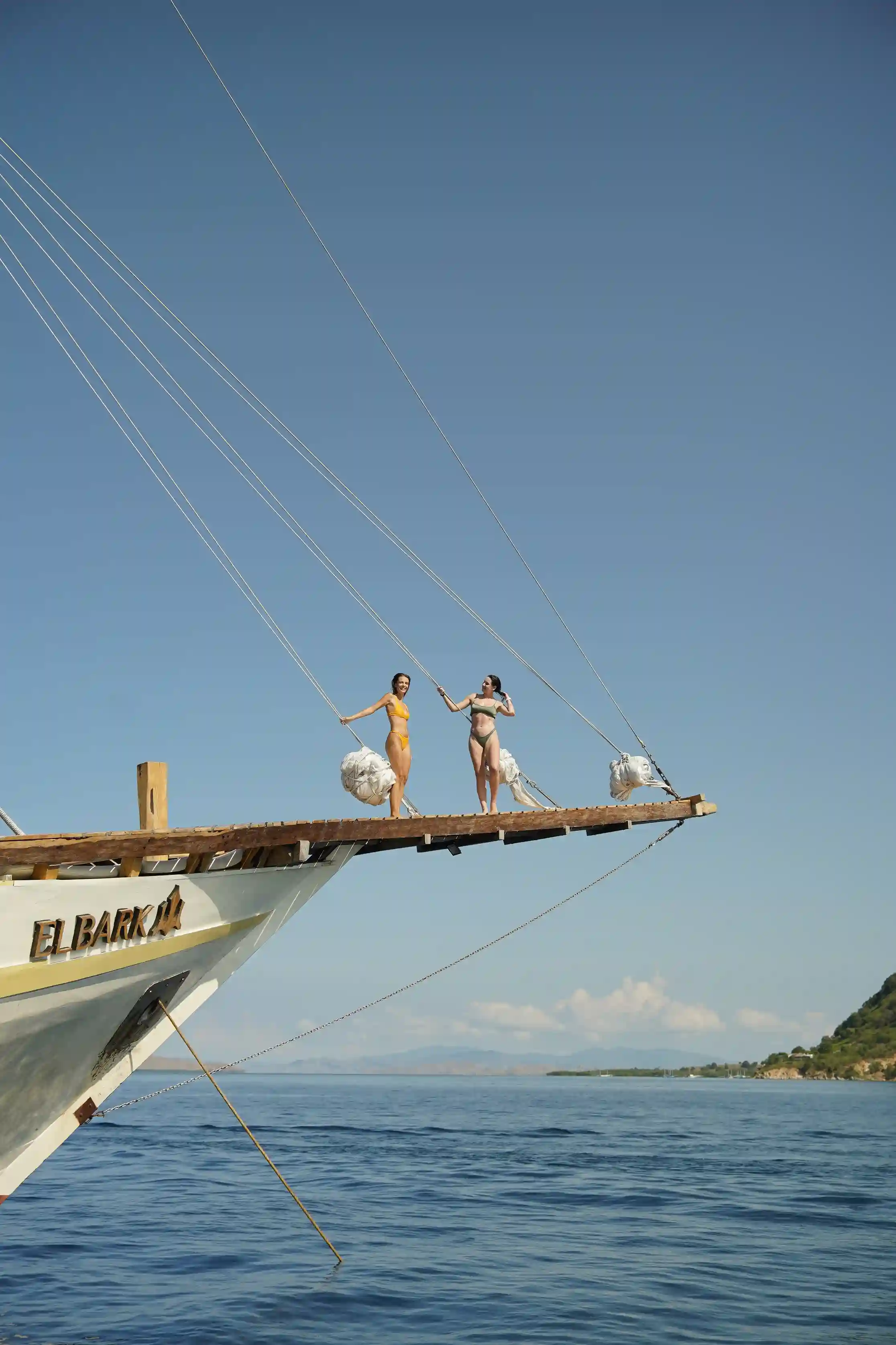 Elbark Cruise Phinisi Cruise | Komodo National Park | Komodo Luxury