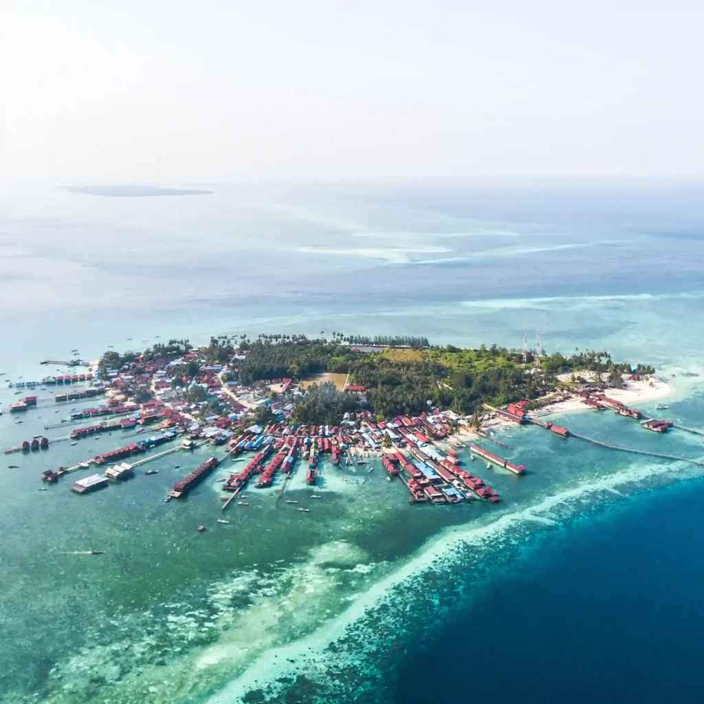 Derawan Island - Komodo Luxury