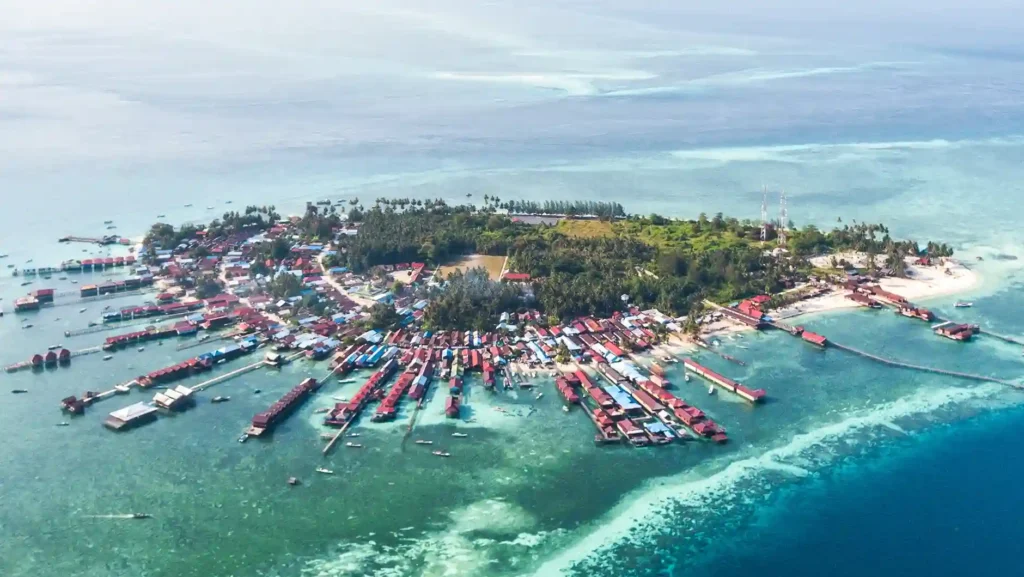 Derawan Island - Komodo Luxury