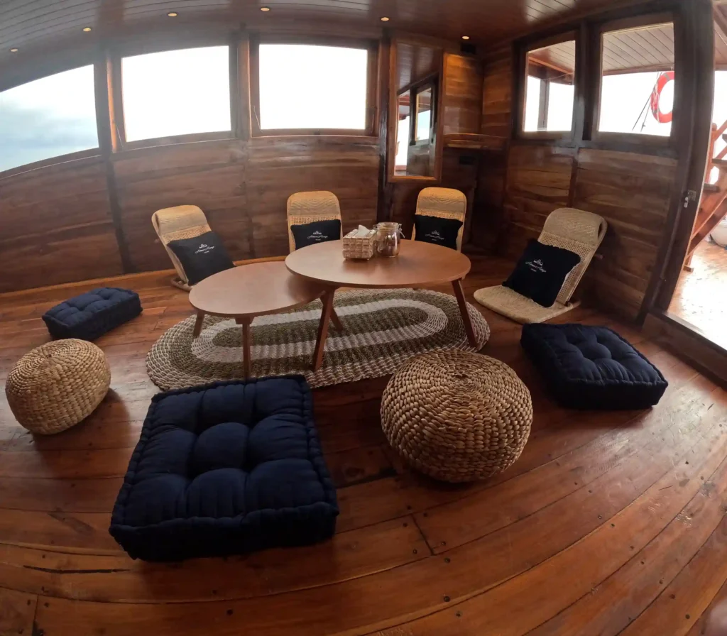 Aimar Always Cruise | Indoor Lounge Area | Komodo National Park | Komodo Luxury