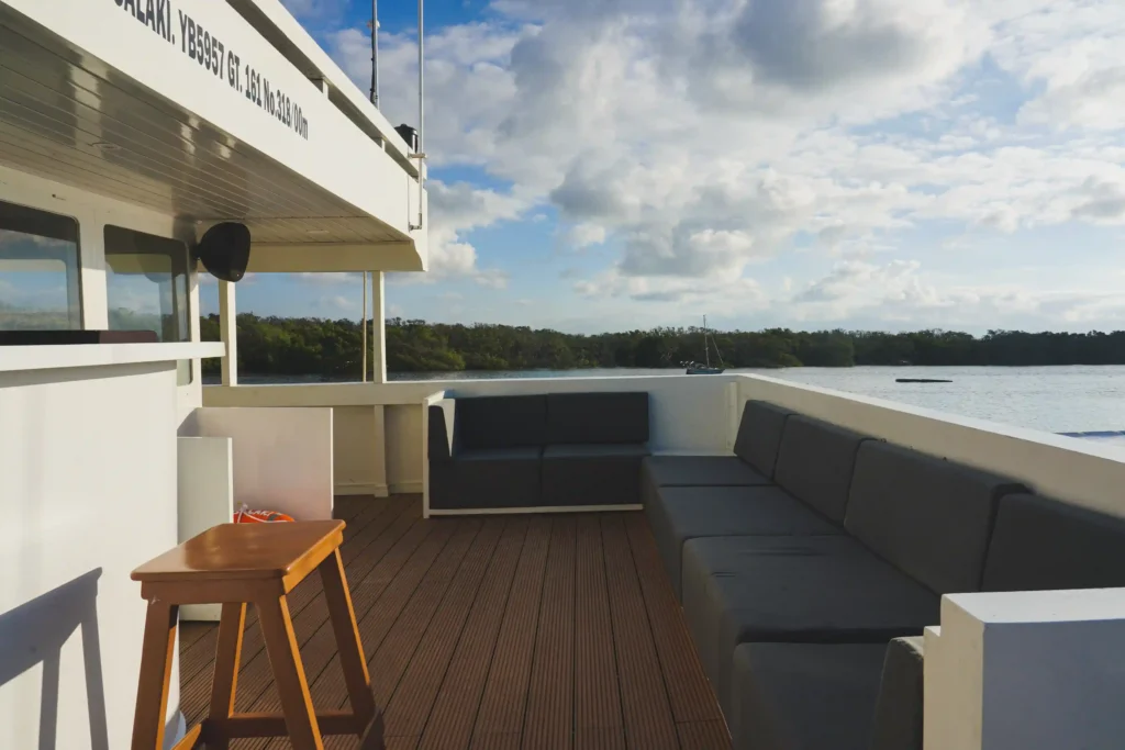 Outdoor Lounge Area | Mosalaki Yacht Cruise Phinisi | Komodo Luxury