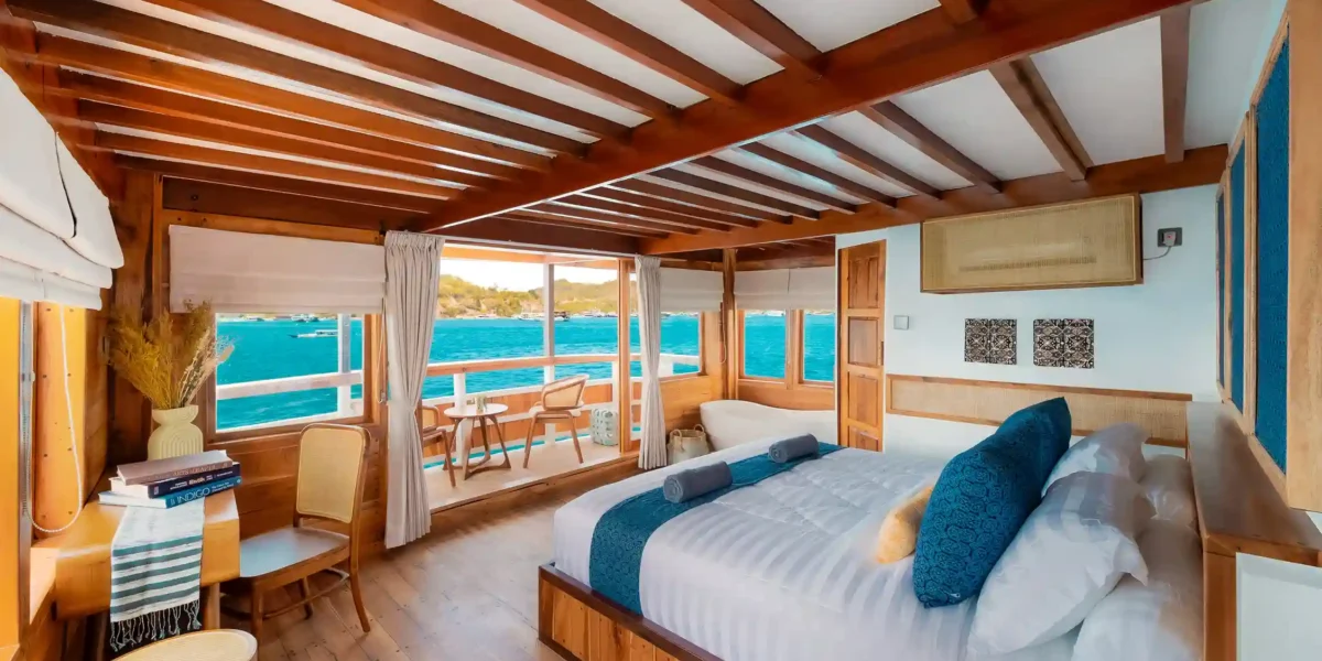 Santalum 1 & 2 Rooms on Catanazse Cruise liveaboard Phinisi | Komodo National Park | Komodo Luxury