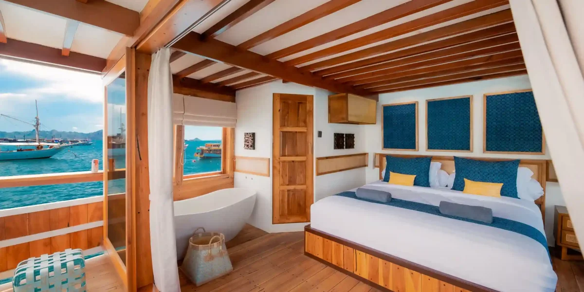 Santalum 1 & 2 Rooms on Catanazse Cruise liveaboard Phinisi | Komodo National Park | Komodo Luxury