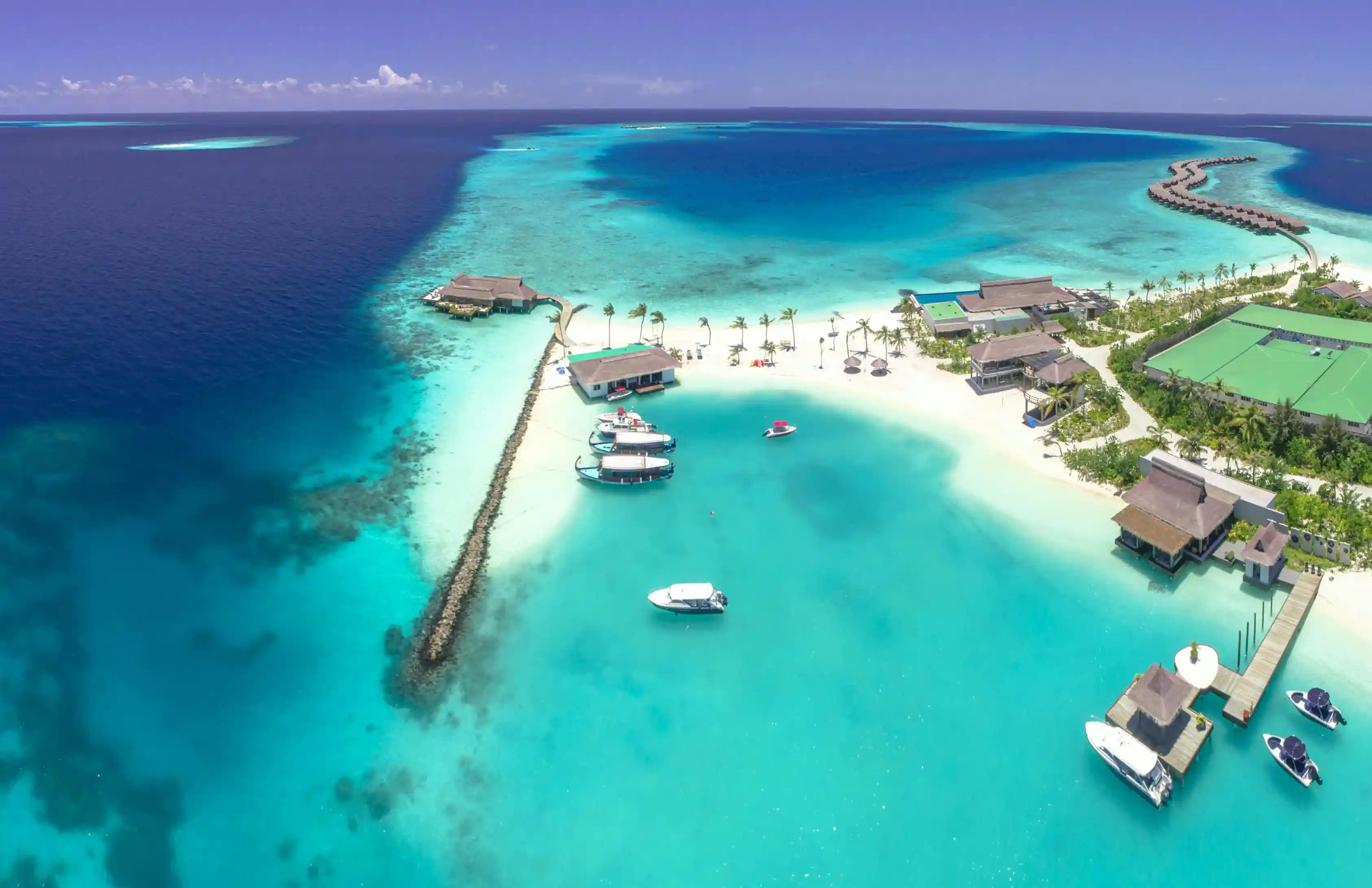 Maldives (source: pexels.com)