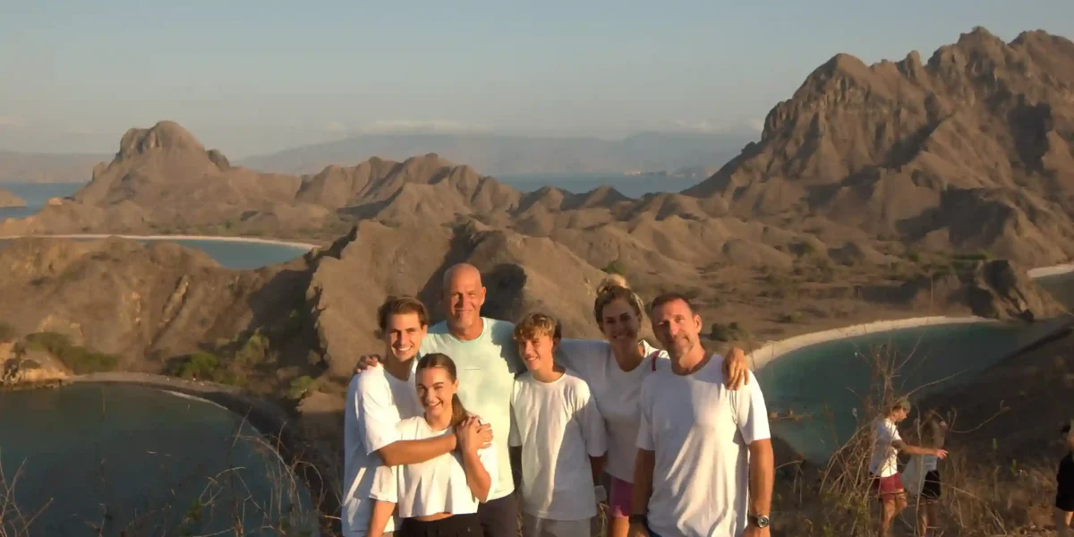 Visit Komodo Island with Family | Komodo Luxury