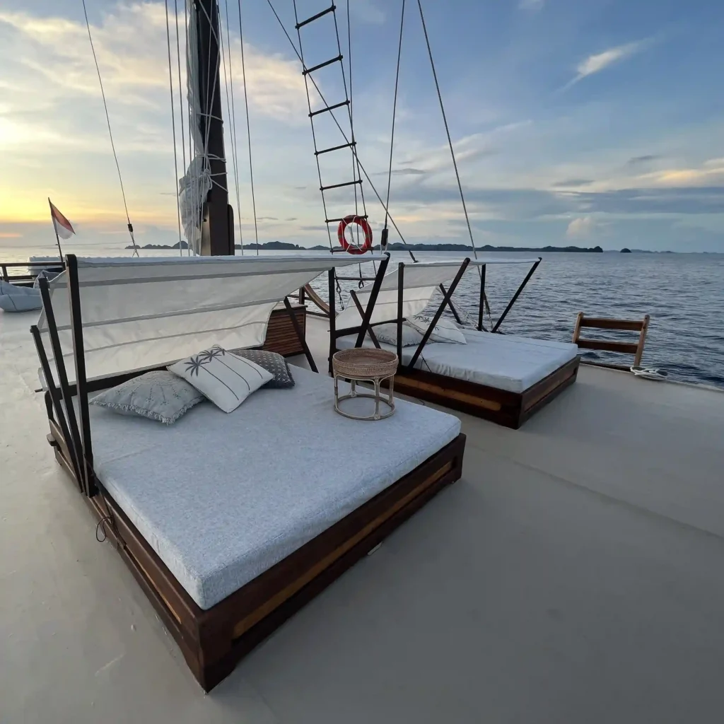 Dewata Liveaboard by Komodo Luxury