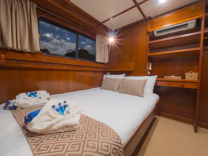 mermaid II deluxe cabin