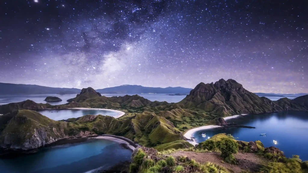 Padar Island Milky Way | Komodo Luxury