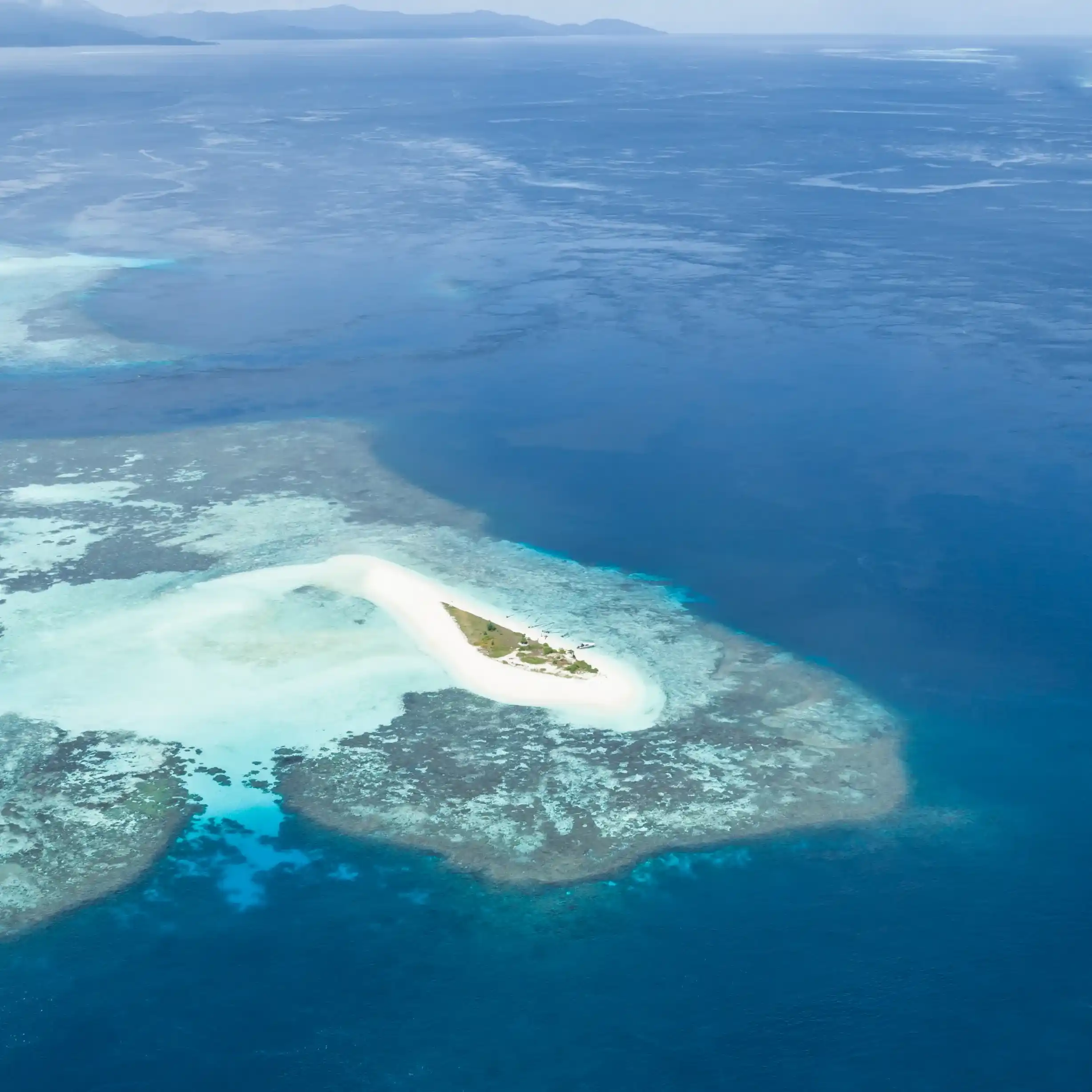 Timbul Sand on Raja Ampat | Komodo Luxury