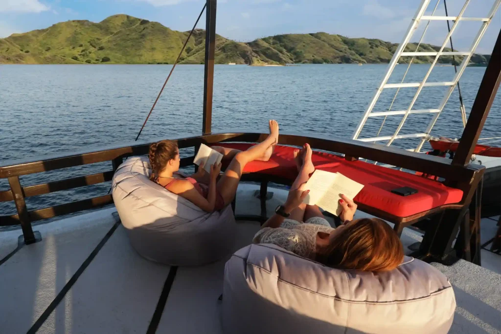 Raja Ampat Liveaboard | Komodo Luxury