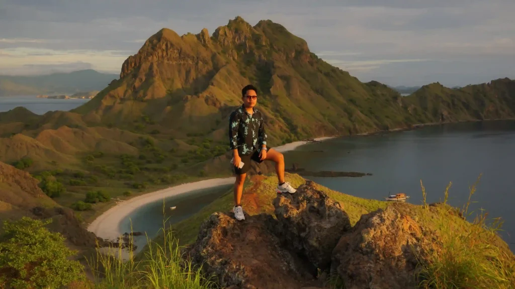 Sunrise at Padar Island | Komodo Luxury