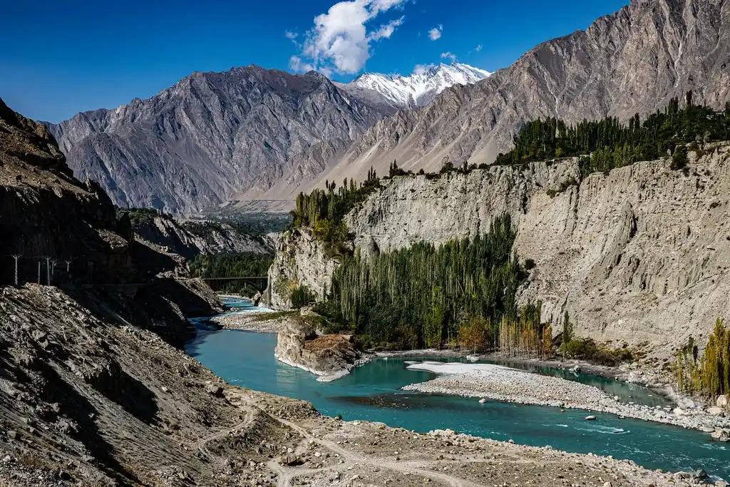 Hunza Valley, Gilgil-Baltisan, Pakistan (source: flickr)